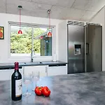 Luxury Retreat In - By Traum Блаванн