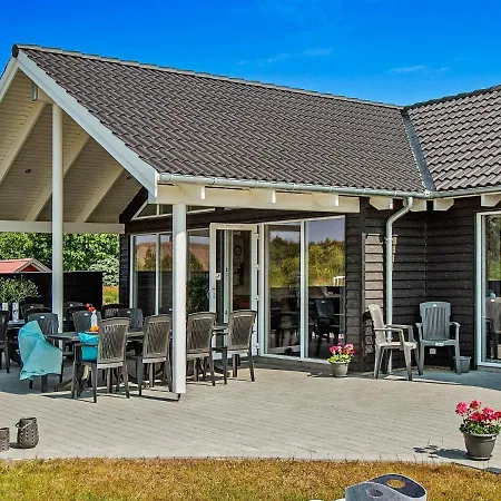 18 Person In Bl Vand Hébergement de vacances Blåvand